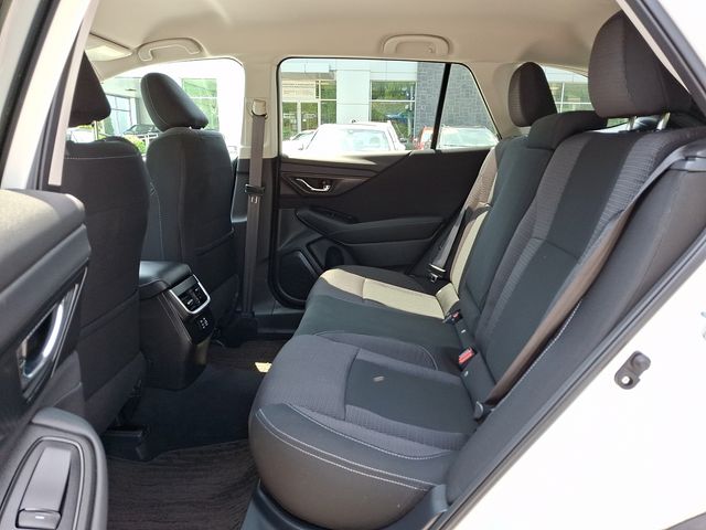 2024 Subaru Outback Premium White at Honda North