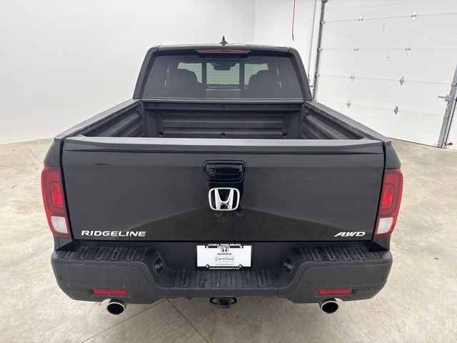 Certified Used 2023 Black Honda Black Edition image 6