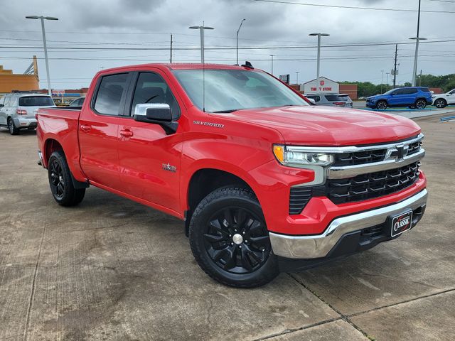 Red Hot 2022 Chevrolet Silverado 1500 LT Crew Cab 4WD Pickup Truck Four-Wheel Drive Automatic