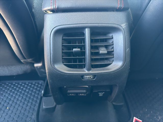 2019 Bright White Clearcoat Jeep Cherokee Trailhawk 4X4 SUV