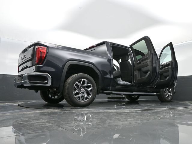 2025 GMC Sierra 1500 SLT 39