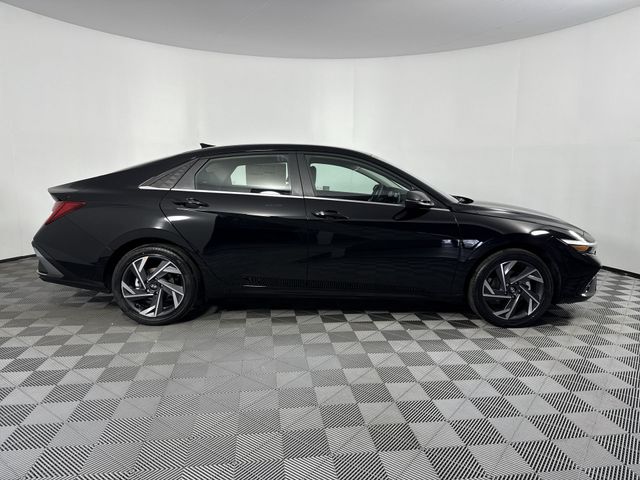 New 2025 Hyundai Elantra Hybrid For Sale in Indianapolis, IN