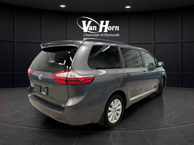 Used 2017 Predawn Gray Mica Toyota XLE image 7