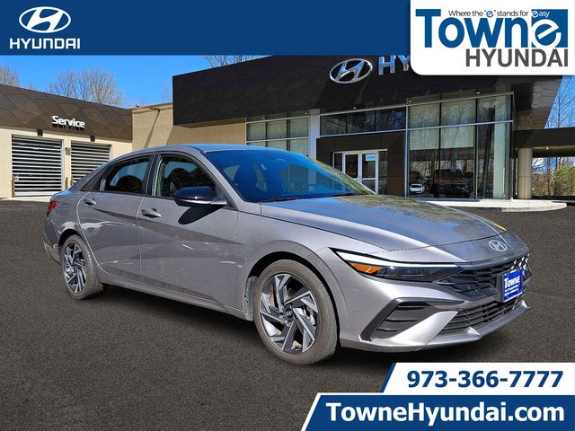 2025 Hyundai Elantra SEL Sport FWD