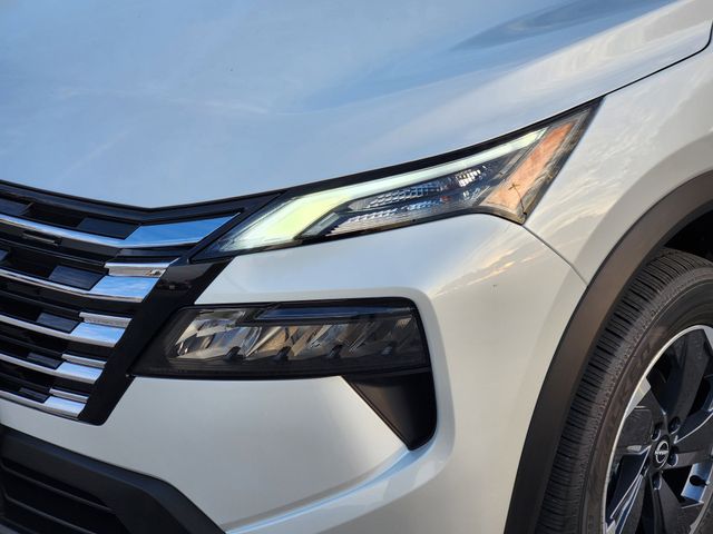 2026 Nissan Rogue SV photo 6