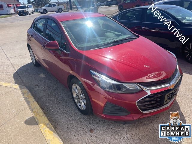 Chevrolet Cruze LT Hatchback FWD
