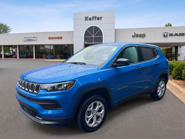 Hydro Blue Pearlcoat 2024 Jeep Compass SUV / Crossover Four-Wheel Drive 8-Speed Automatic