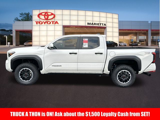 2024 Toyota Tacoma TRD Off-Road 2