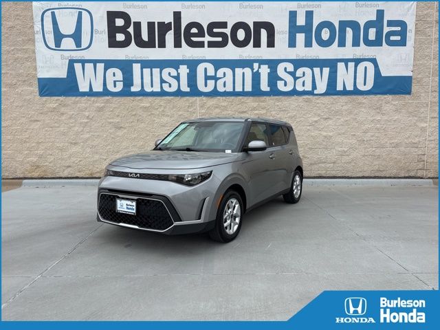 Steel Gray 2025 Kia Soul LX FWD SUV / Crossover Front-Wheel Drive Continuously Variable Transmission