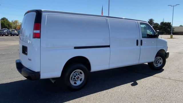 2023 GMC Savana 2500 Work Van 8