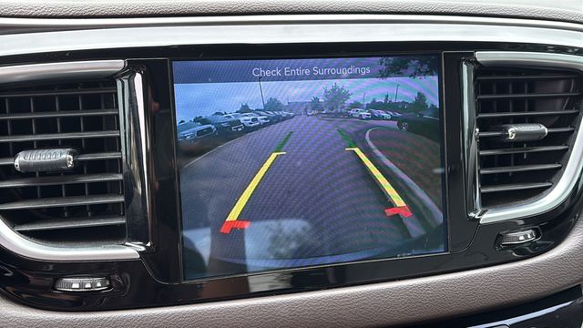 Used 2017 Gray Chrysler Touring L Plus image 26