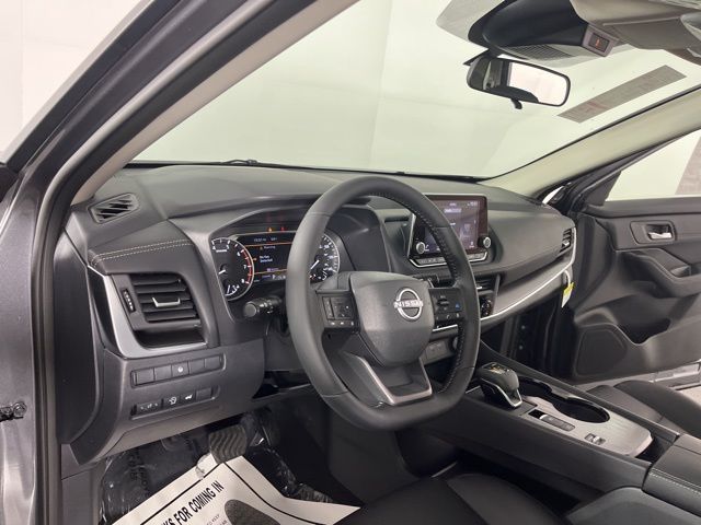 2025 Gun Metallic Nissan Rogue SV FWD SUV