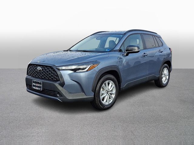 2025 Toyota Corolla Cross LE AWD