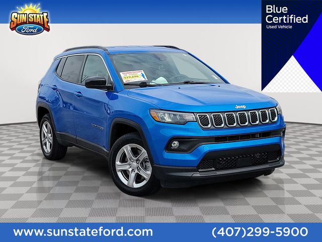 Hydro Blue Pearlcoat 2024 Jeep Compass Latitude 4WD SUV / Crossover Four-Wheel Drive 8-Speed Automatic