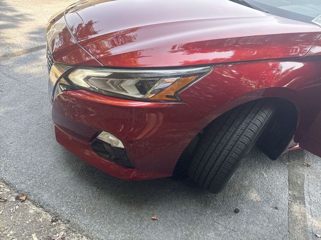 Used 2020 Red Nissan 2.5 SV image 31