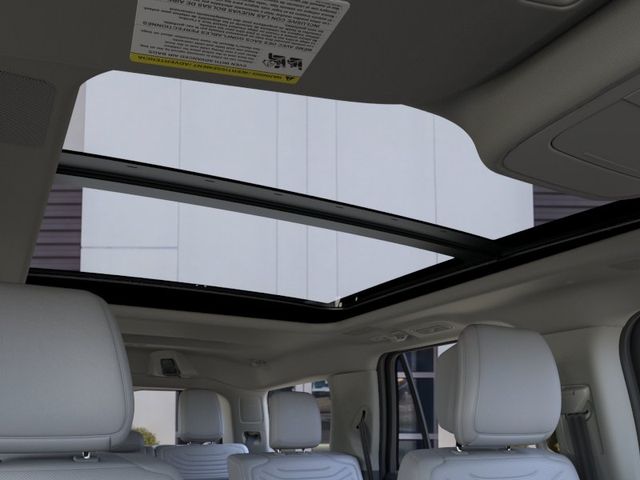 New 2026 Black Ford Platinum image 22