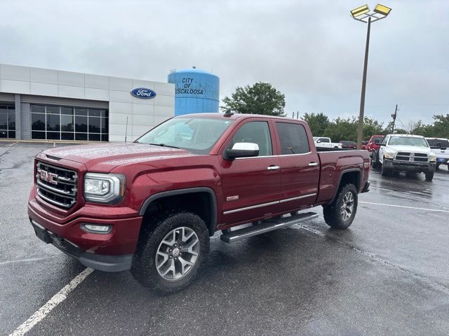 Used 2016 Red GMC SLE image 4