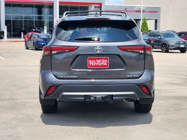 2022 Toyota Highlander XLE Gray at Toyota of Victoria