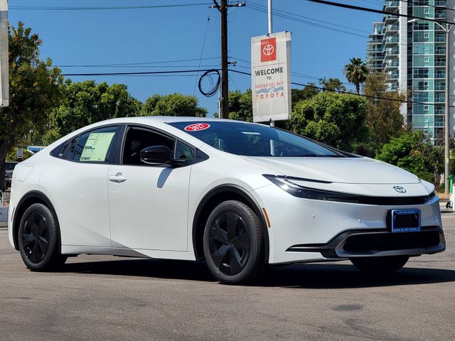 Pearl 2027 Toyota Prius Plug-In Hybrid Hatchback Front-Wheel Drive Continuously Variable Transmission