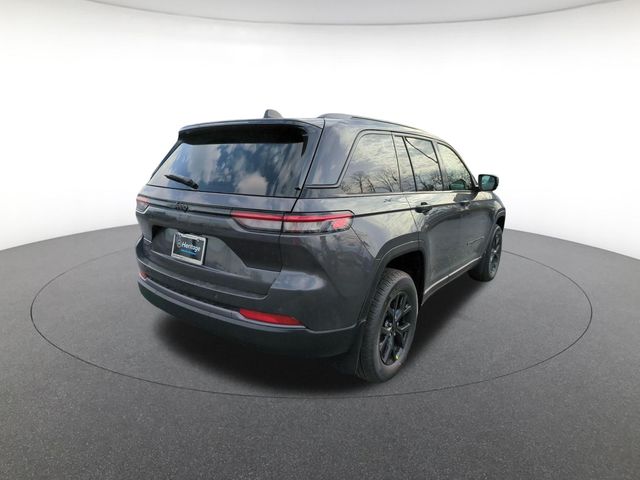 new 2026 Jeep Grand Cherokee car, priced at $41,780