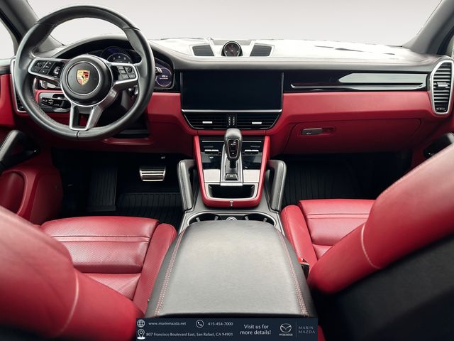 Used 2022  Porsche S image 10