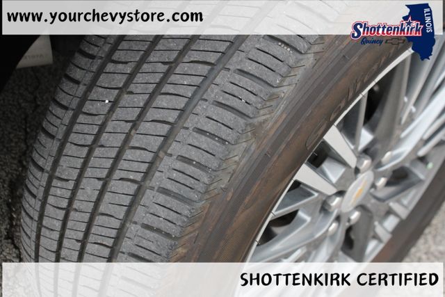 Used 2025 Chevrolet Traverse SUV
