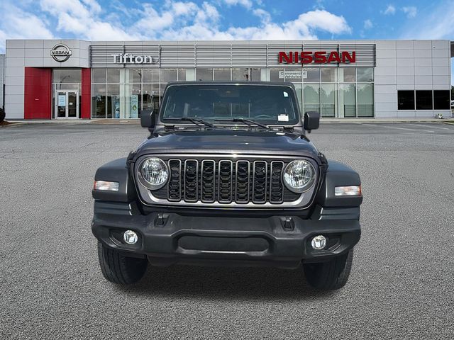 Used 2025 Jeep Wrangler SUV