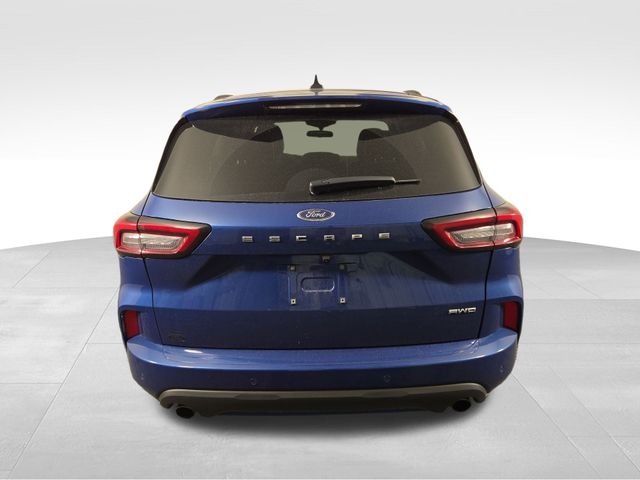 2023 Ford Escape ST-Line photo