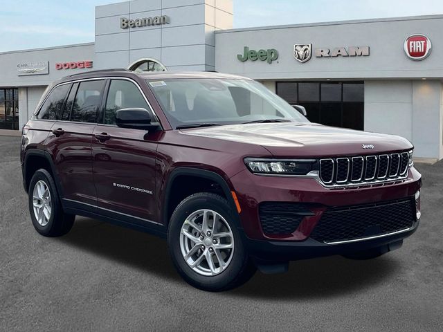 Velvet Red Pearlcoat 2025 Jeep Grand Cherokee Laredo X 4WD SUV / Crossover Four-Wheel Drive 8-Speed Automatic