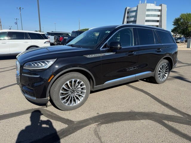 2023 Infinite Black Metallic Clearcoat Lincoln Aviator Standard AWD SUV