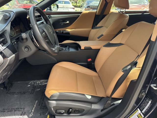 2025 Lexus ES - $43,998