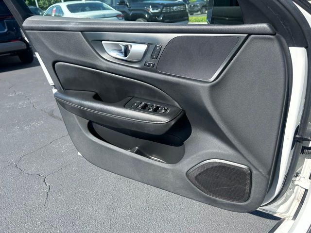 2024 Volvo S60 Core - Photo 25