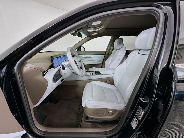 Thumbnail: 2026 Genesis GV70 - 22