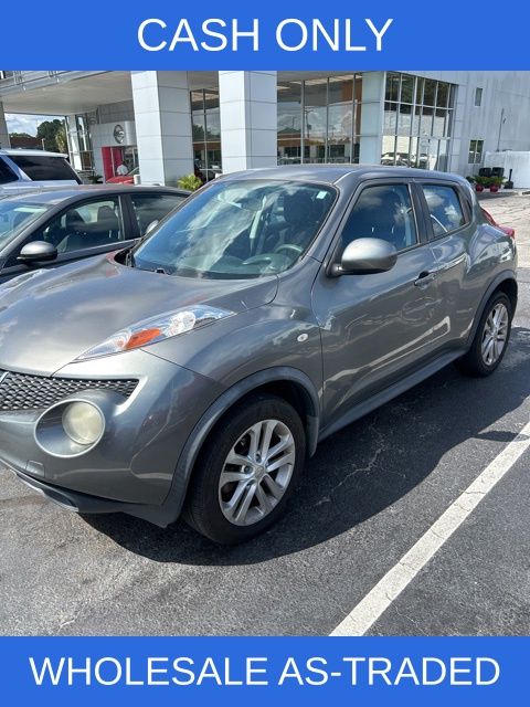2013 Gun Metallic Pearl Metallic Nissan Juke S FWD SUV