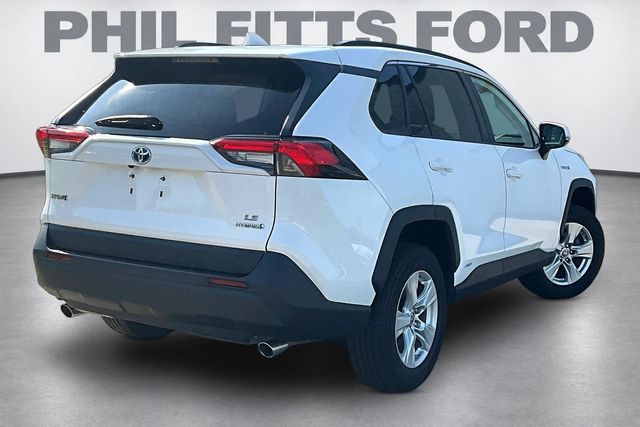 2021 Toyota RAV4 Hybrid LE - 5