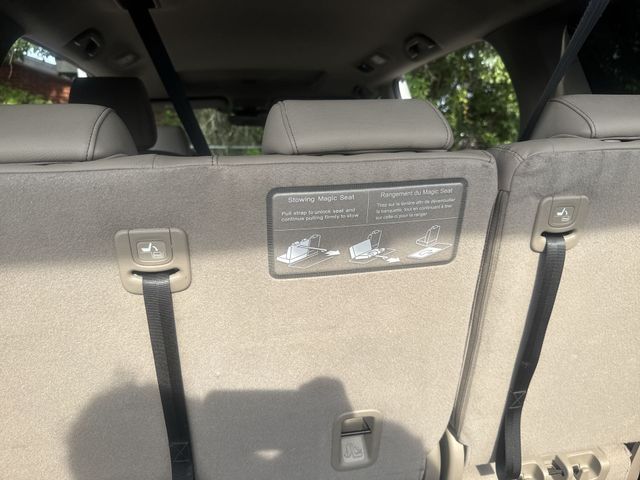 Used 2022 White Honda EX-L image 15