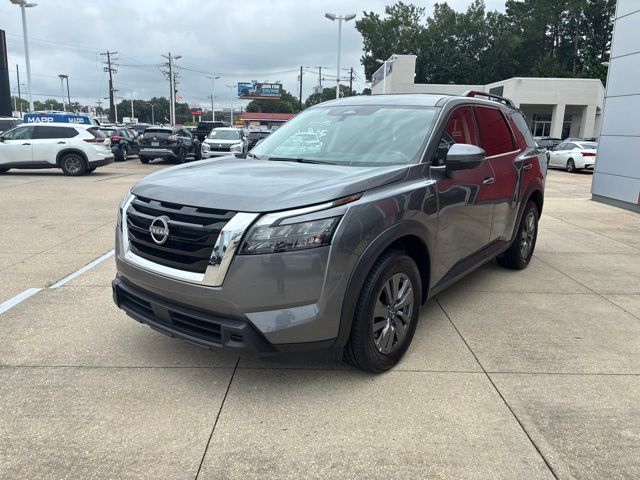 2025 Nissan Pathfinder SV - 2