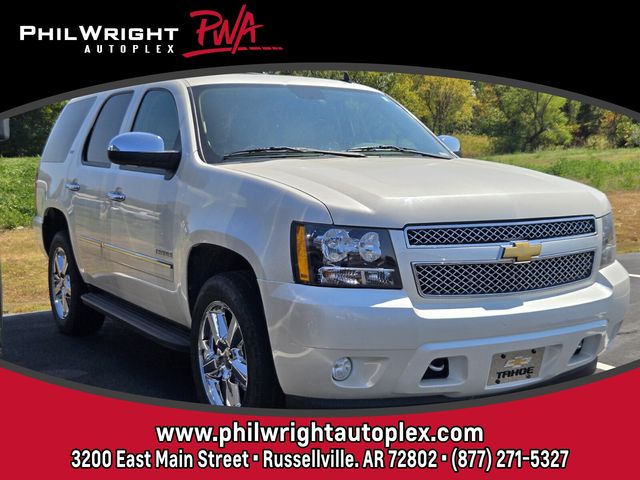 White Diamond Clearcoat 2012 Chevrolet Tahoe SUV / Crossover Four-Wheel Drive 6-Speed Automatic Overdrive