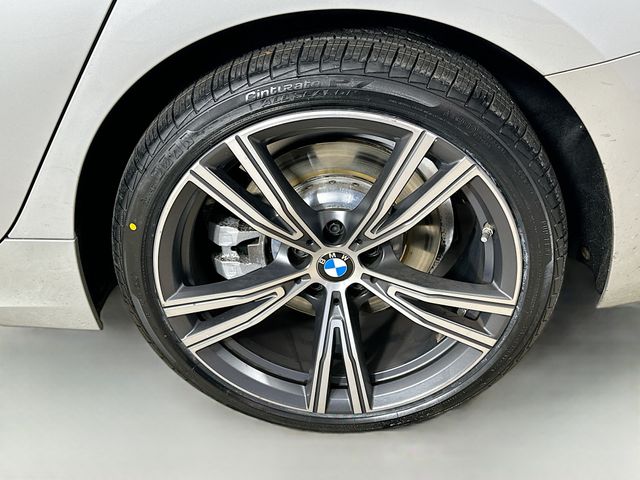 2021 BMW 3 Series 330i xDrive 32