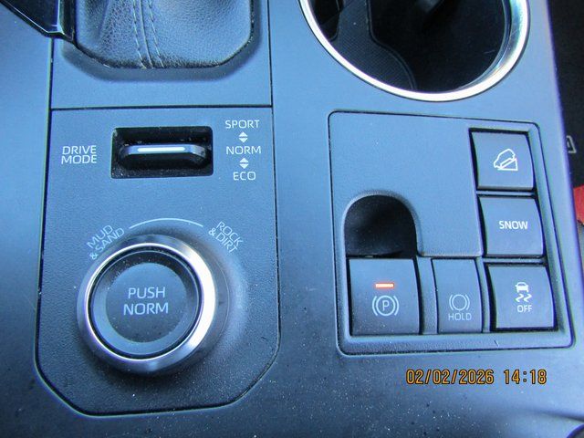 used 2023 Toyota Highlander car, priced at $36,999