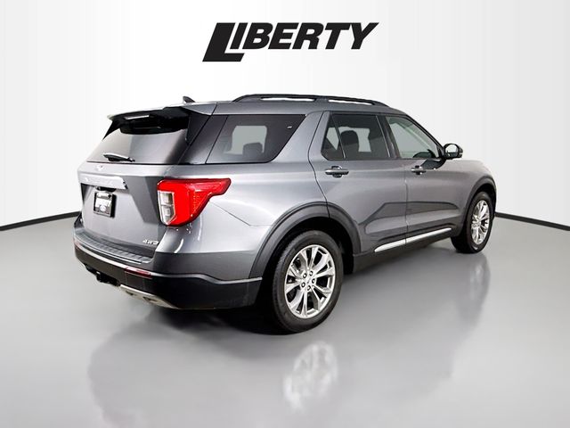 2023 Ford Explorer XLT photo