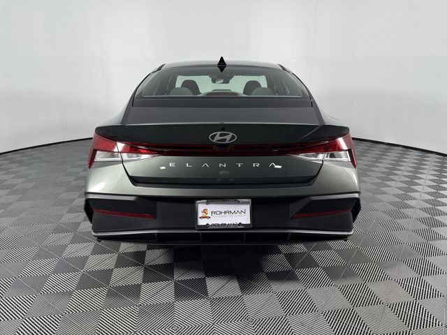 New 2025 Hyundai Elantra For Sale in Indianapolis, IN