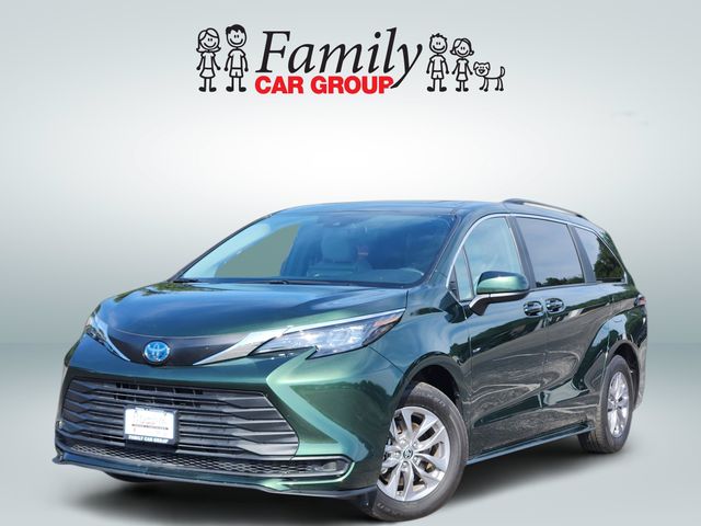 Green2k 2025 Toyota Sienna Minivan All-Wheel Drive Continuously Variable Transmission