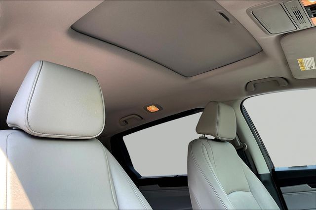 Used 2022 Honda Odyssey Van