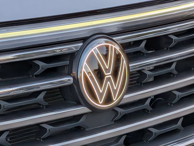 2025 Volkswagen Atlas SE w/Tech - Photo 9