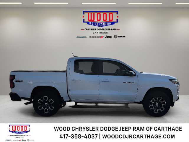 Summit White 2024 Chevrolet Colorado Pickup Truck Four-Wheel Drive 8-Speed Automatic