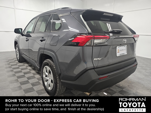 2019 Toyota RAV4 LE 4