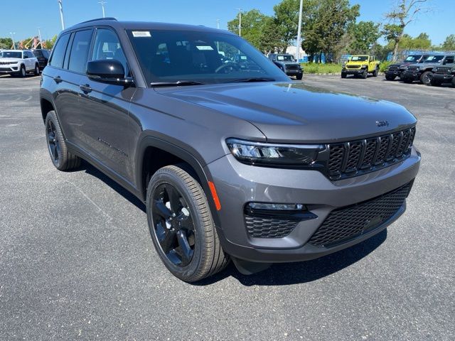 2024 Jeep Grand Cherokee Limited 3