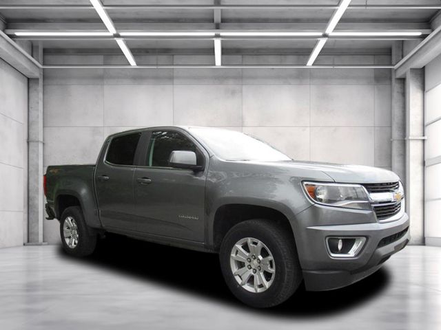 Gray (Steel Metallic) 2019 Chevrolet Colorado LT Crew Cab 4WD Pickup Truck Four-Wheel Drive 8-Speed Automatic