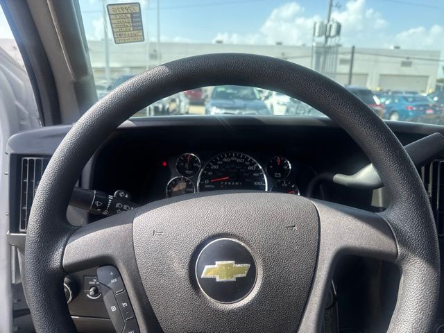 2016 Chevrolet Express 3500 LT - 2